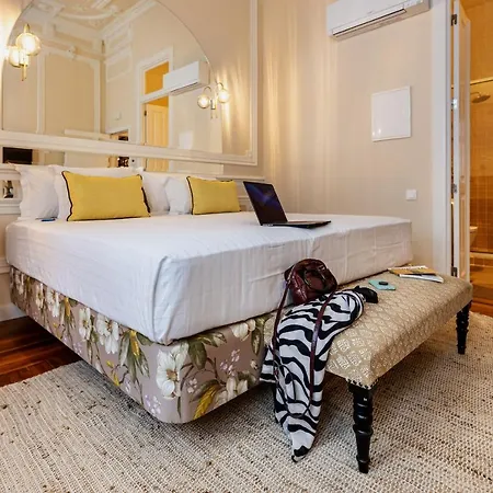 Отель Real Santo Antonio 4*