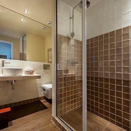 Отель Real Santo Antonio 4*