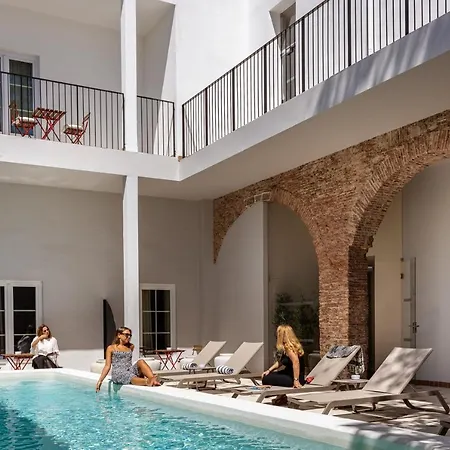 Отель Real Santo Antonio 4*